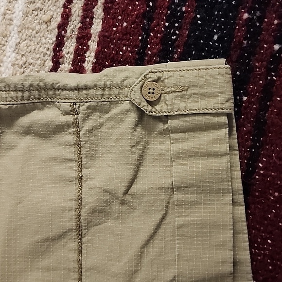 🔴 🔚🔜 SALE VTG The North Face Khaki Tech Canvas Shorts. - Picture 2 of 9